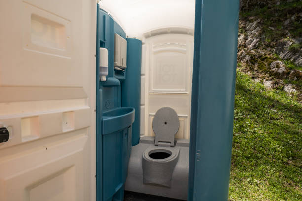 Portable bathroom rental in Woodbury, TN