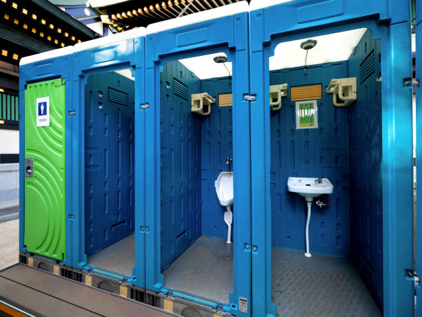 Best Portable restroom trailer rental  in Woodbury, TN